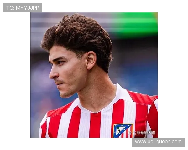 马竞赛前训练开放，格列兹曼与阿尔瓦雷斯单独加练射门